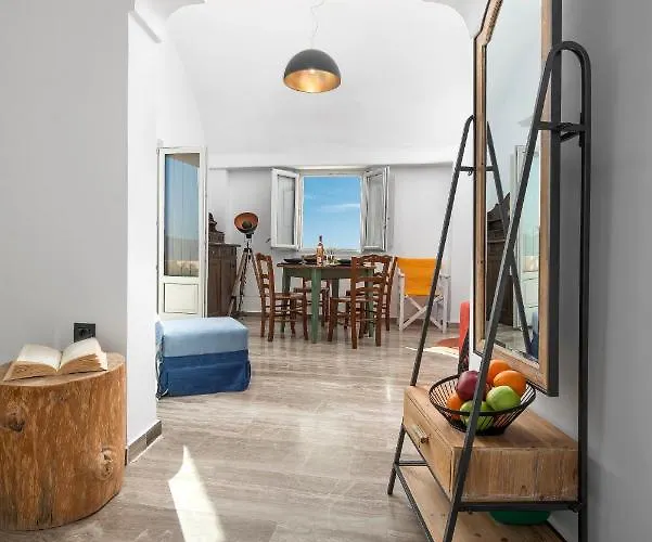 Sole D'oro Sunset & Caldera View Grand Villa *